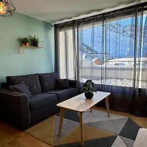 https://plein-centre-station-vue-imprenable.midi-pyreneeshotels.com